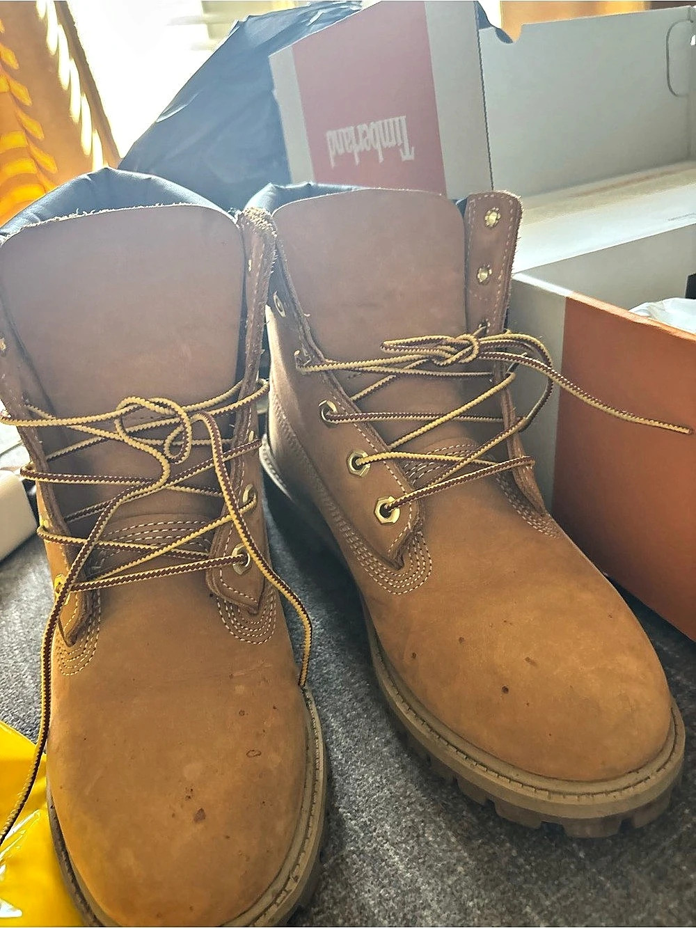 Timberland big kids size 6 Brown
